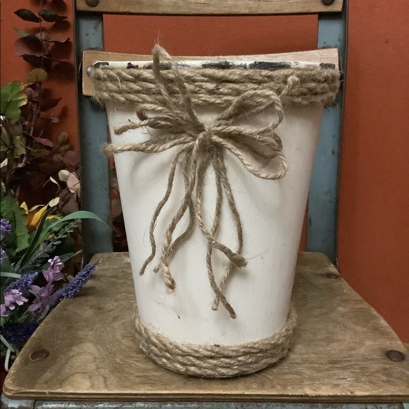 Other - Flower planter or Decor Pot 🌺💐🌿🌱🌞